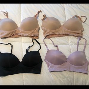 Set of (4) Victoria’s Secret No Wire Halter Lounge Bras